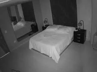 Camsoda Live Sex Cam of voyeurcam-casa-salsa-bedroom-4