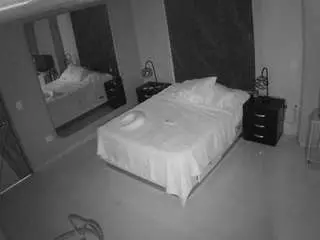 Camsoda Live Sex Cam of voyeurcam-casa-salsa-bedroom-4