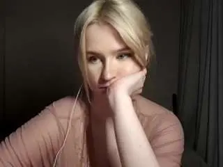 Camsoda Nude Webcam of johnnybrierre