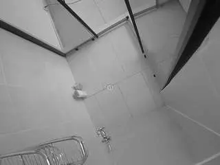 Camsoda Free Porn Cam of voyeurcam-jb-shower-2