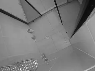 Camsoda Nude Webcam of voyeurcam-jb-shower-2