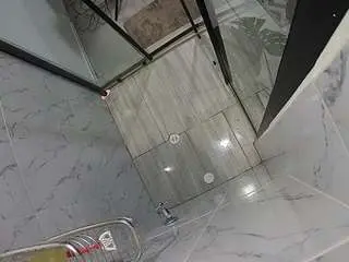 Camsoda Adult Webcams of voyeurcam-jb-shower-2