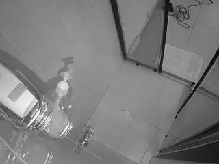 Camsoda Sex Cam of voyeurcam-jb-shower-2