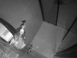 Camsoda Adult Webcam of voyeurcam-jb-shower-2