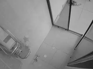 Camsoda Sex Cam of voyeurcam-jb-shower-2