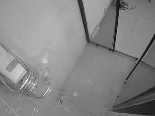 Camsoda Adult Webcam of voyeurcam-jb-shower-2