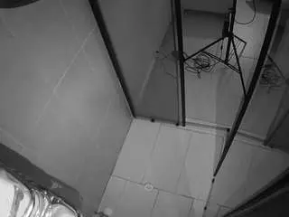 Camsoda Nude Webcam of voyeurcam-jb-shower-2