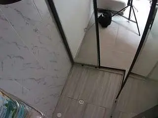 Camsoda Nude Webcam of voyeurcam-jb-shower-2
