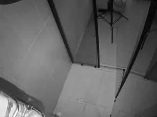 Camsoda Nude Webcam of voyeurcam-jb-shower-2