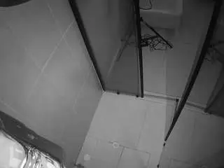 Camsoda Nude Webcam of voyeurcam-jb-shower-2