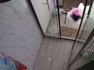 Camsoda Sex Chat of voyeurcam-jb-shower-2