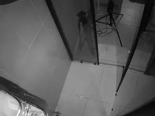 Camsoda Private Sex Chat of voyeurcam-jb-shower-2