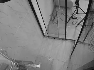 Camsoda Private Sex Chat of voyeurcam-jb-shower-2
