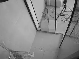 Camsoda Nude Webcam of voyeurcam-jb-shower-2