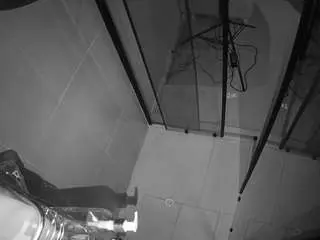 Camsoda Nude Webcam of voyeurcam-jb-shower-2