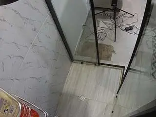 Camsoda Sex Cam of voyeurcam-jb-shower-2