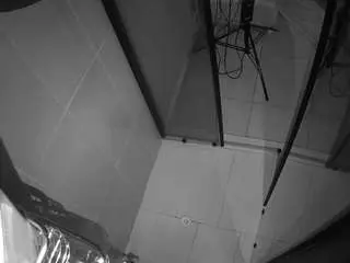 Camsoda Sex Cam of voyeurcam-jb-shower-2