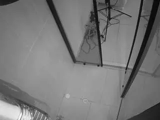 Camsoda Adult Webcams of voyeurcam-jb-shower-2