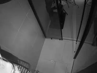 Camsoda Sex Chat of voyeurcam-jb-shower-2