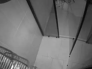 Camsoda Nude Webcam of voyeurcam-jb-shower-2