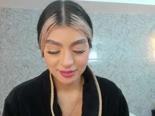 Camsoda Adult Video Chat of antonella-west