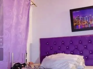 Camsoda Private Sex Chat of black-pussydoll