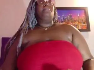 Camsoda Free Porn Cam of black-pussydoll