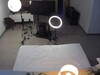 Camsoda Nude Webcam of voyeurcam-jb-office-2
