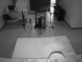 Camsoda Nude Webcam of voyeurcam-jb-office-2
