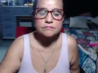 Camsoda Nude Webcam of samy-mature
