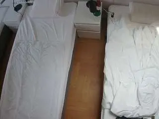 Camsoda Free Porn Cam of voyeurcam-julmodels-bed-5