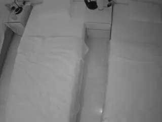 Camsoda Live Porn of voyeurcam-julmodels-bed-5