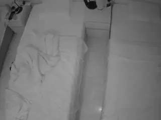 Camsoda Adult Webcam of voyeurcam-julmodels-bed-5