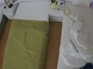Camsoda Live Sex Cam of voyeurcam-julmodels-bed-5