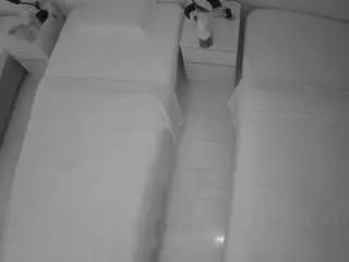 Camsoda Free Porn Cam of voyeurcam-julmodels-bed-5