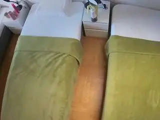 Camsoda Free Live Porn of voyeurcam-julmodels-bed-5