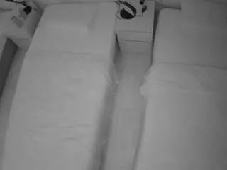 Camsoda Free Live Porn of voyeurcam-julmodels-bed-5