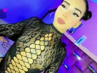 Camsoda Sex Cam of dirtygirlss-kloemia