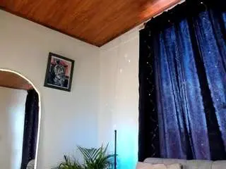 Camsoda Sex Cam of samarha-queens