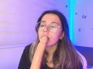 Camsoda Free Live Porn of sweettvera