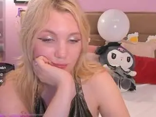 Camsoda Watch Live Sex Cams of fluffymonica