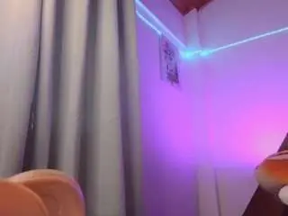 Camsoda Nude Webcam of paulinamd