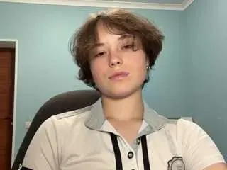 Camsoda Free Porn Cam of adrienemartire