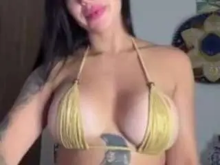 Camsoda Free Live Porn of sarahpeterson