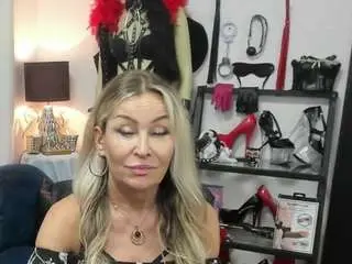 Camsoda Adult Webcams of luxcrystal