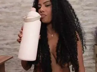 Camsoda Nude Webcam of naomixjones
