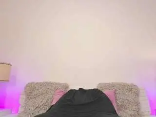 Camsoda Sex Cam of loribauer