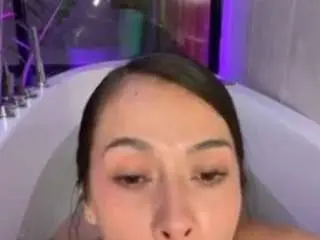 Camsoda Adult Webcam of loribauer