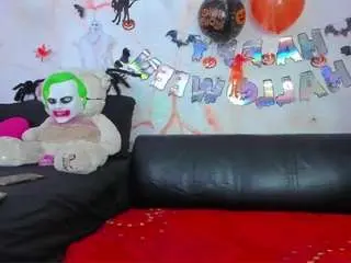 Camsoda Nude Webcam of angelinefocus