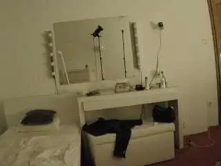 Camsoda Best Webcam of voyeurcam-julmodels-living-6